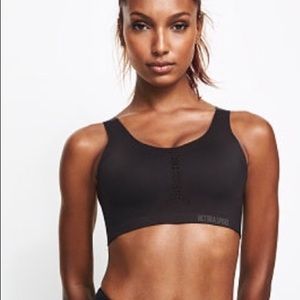 Victoria Sport Angel Max Sports Bra